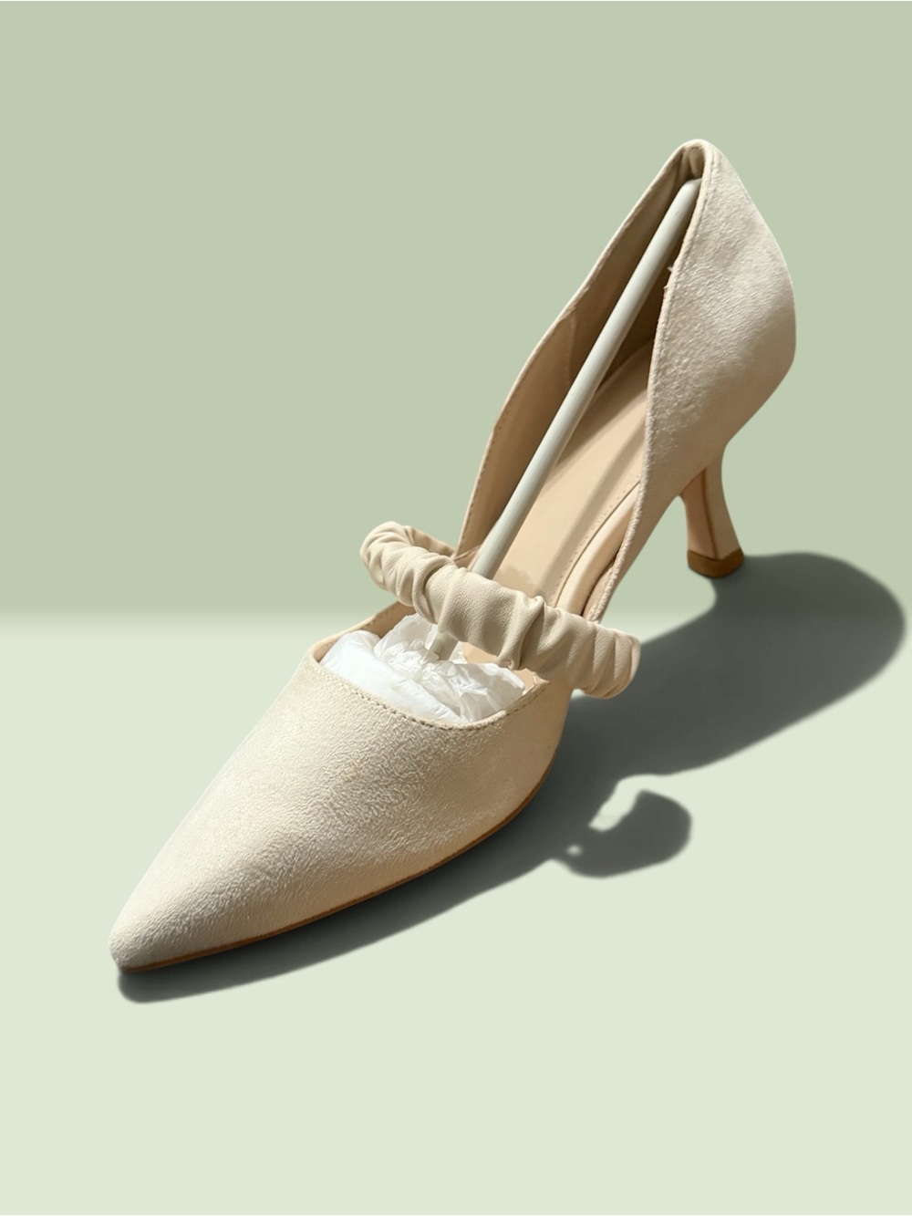 Ruched Strap Pointed-Toe Mid Heel in Cream